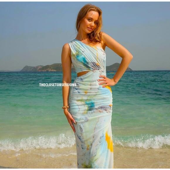 ZARA BLOGGER FAVE!!! Fitted Midi Dress NWT - Picture 3 of 16